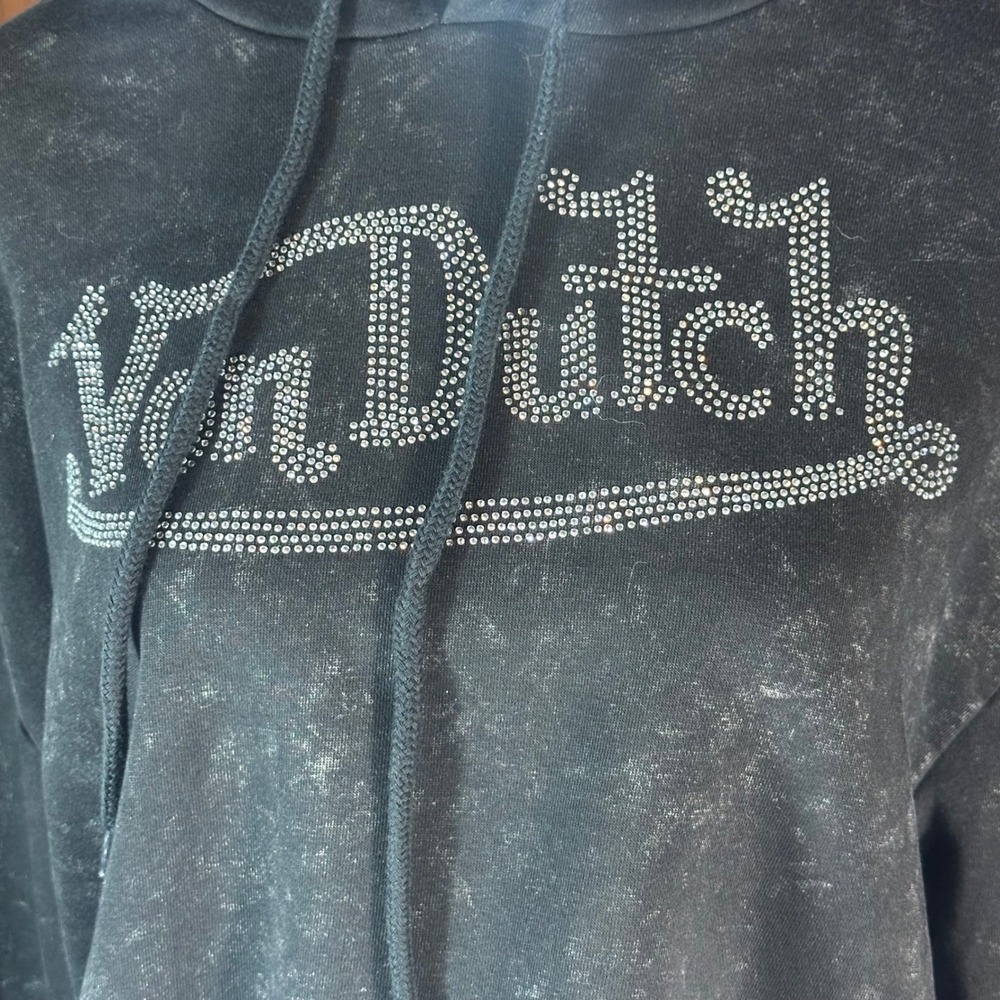Von Dutch Hoodie Womens Medium Black Acid Wash Rhinestone Logo Cropped Pullover - Picture 2 of 9